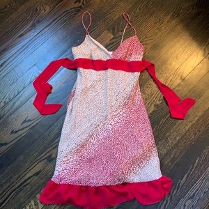 Charlotte russe dress fits about a small to a medium| pretty red tie in the back
